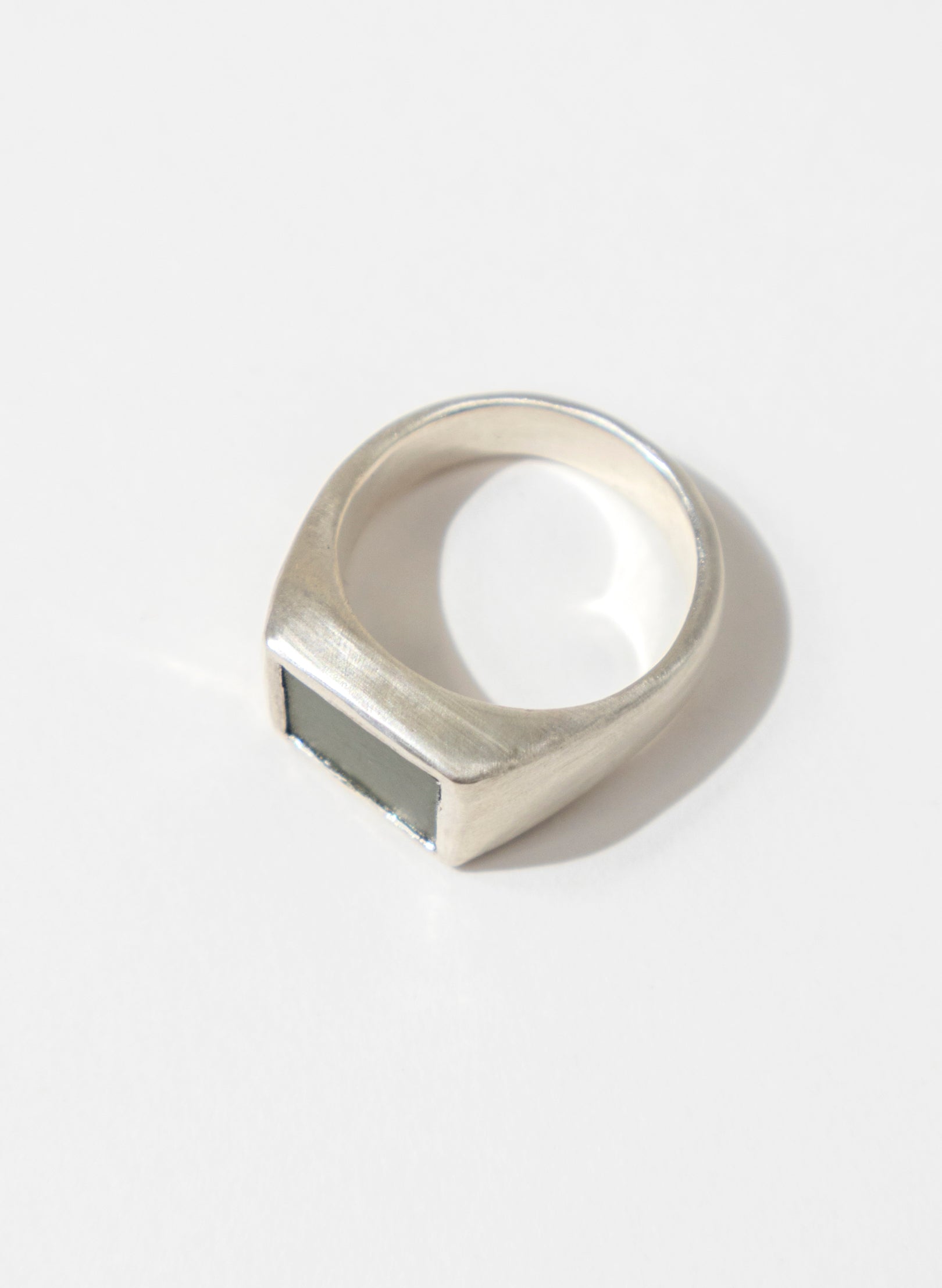 Horoeka Signet Ring