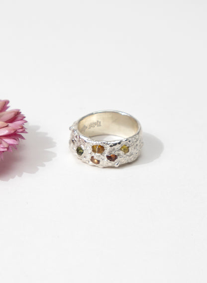 Fluid Sapphire Ring