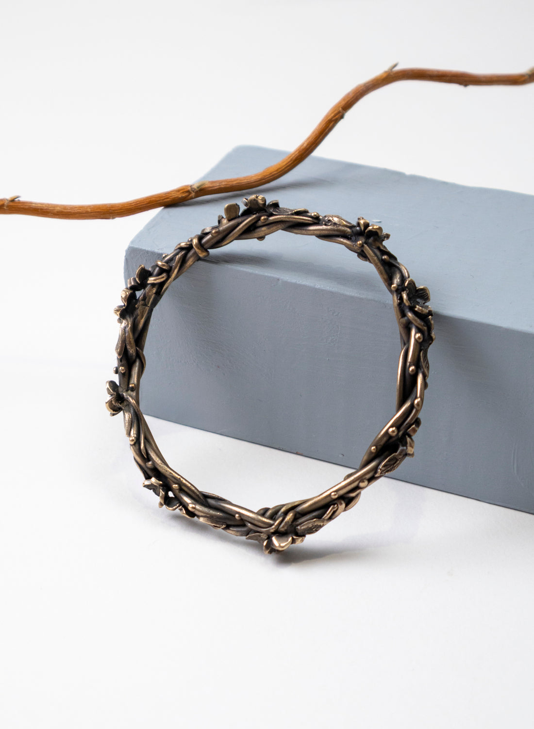 Entwined Flower and Leaf Bangle - Bronze