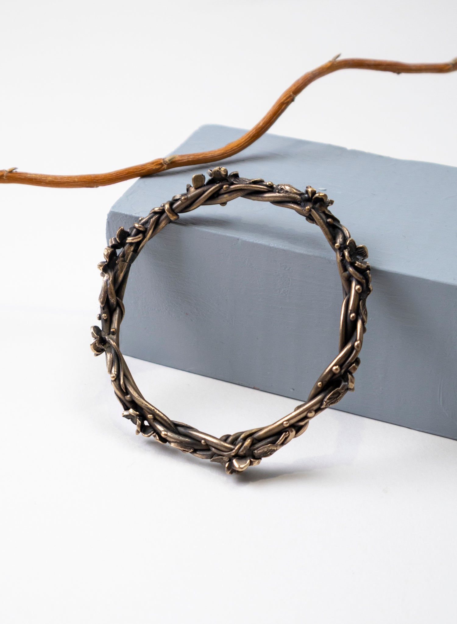 Entwined Flower and Leaf Bangle - Bronze