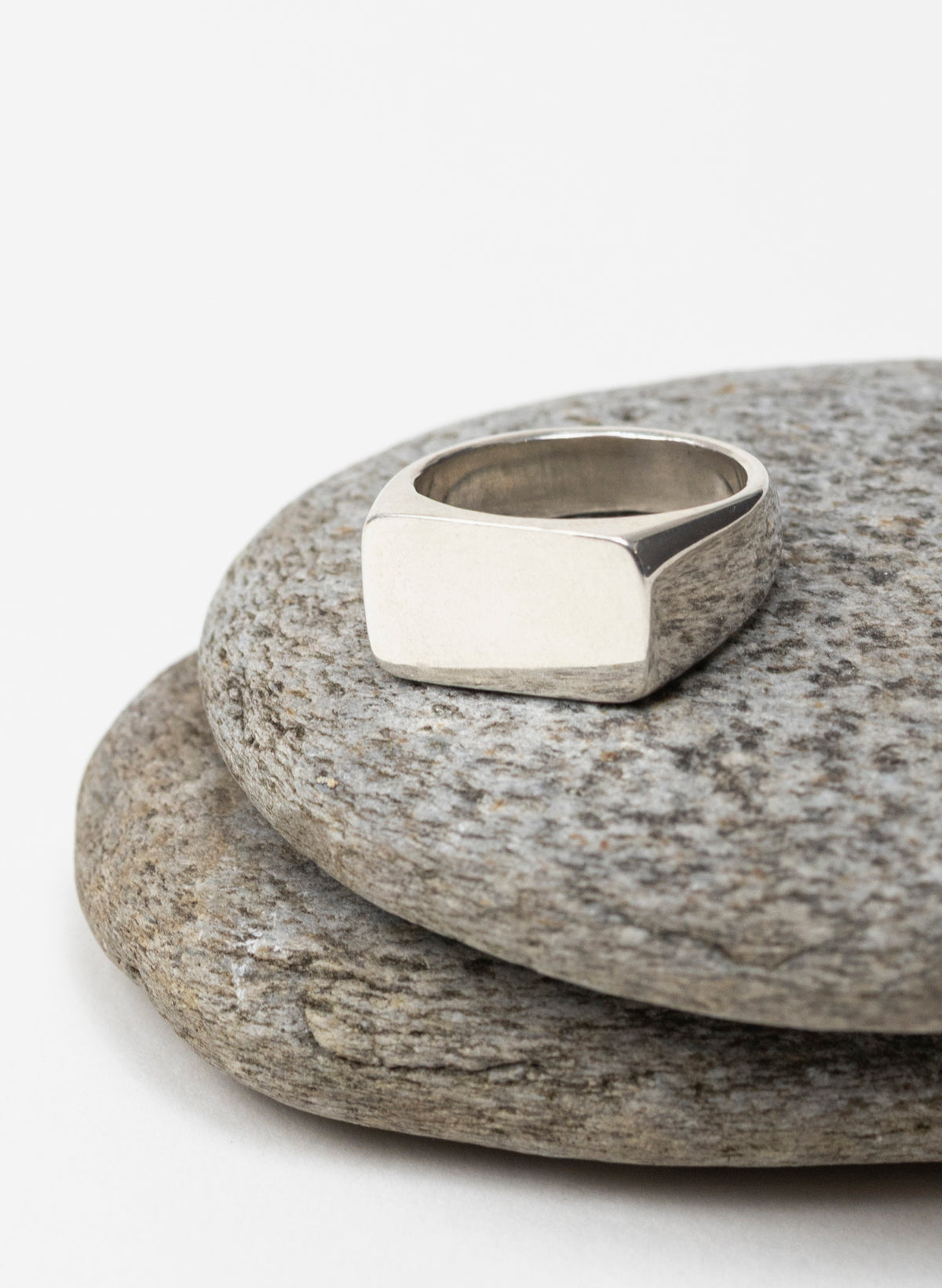 Eden Signet Ring