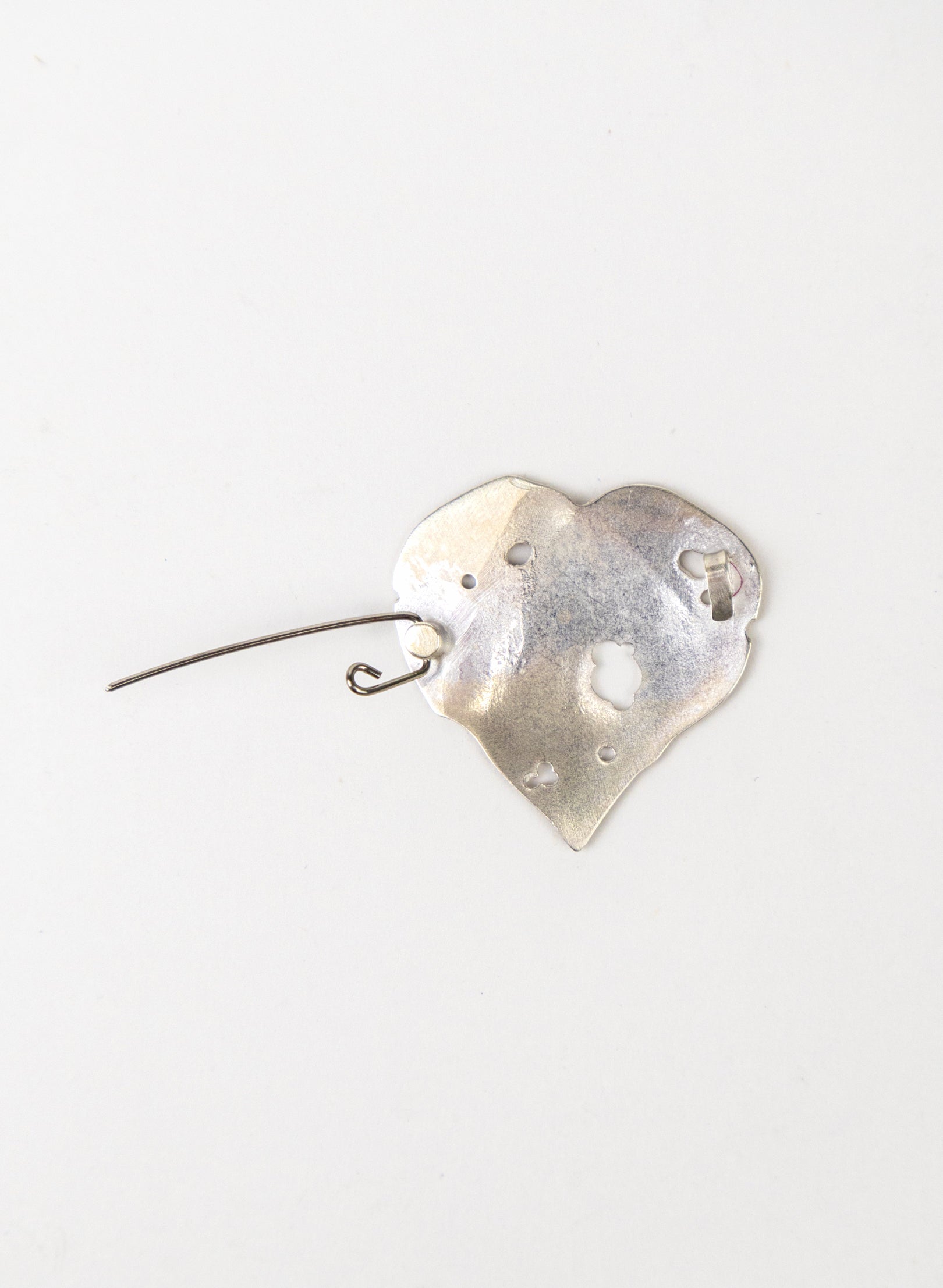 Kawakawa brooch