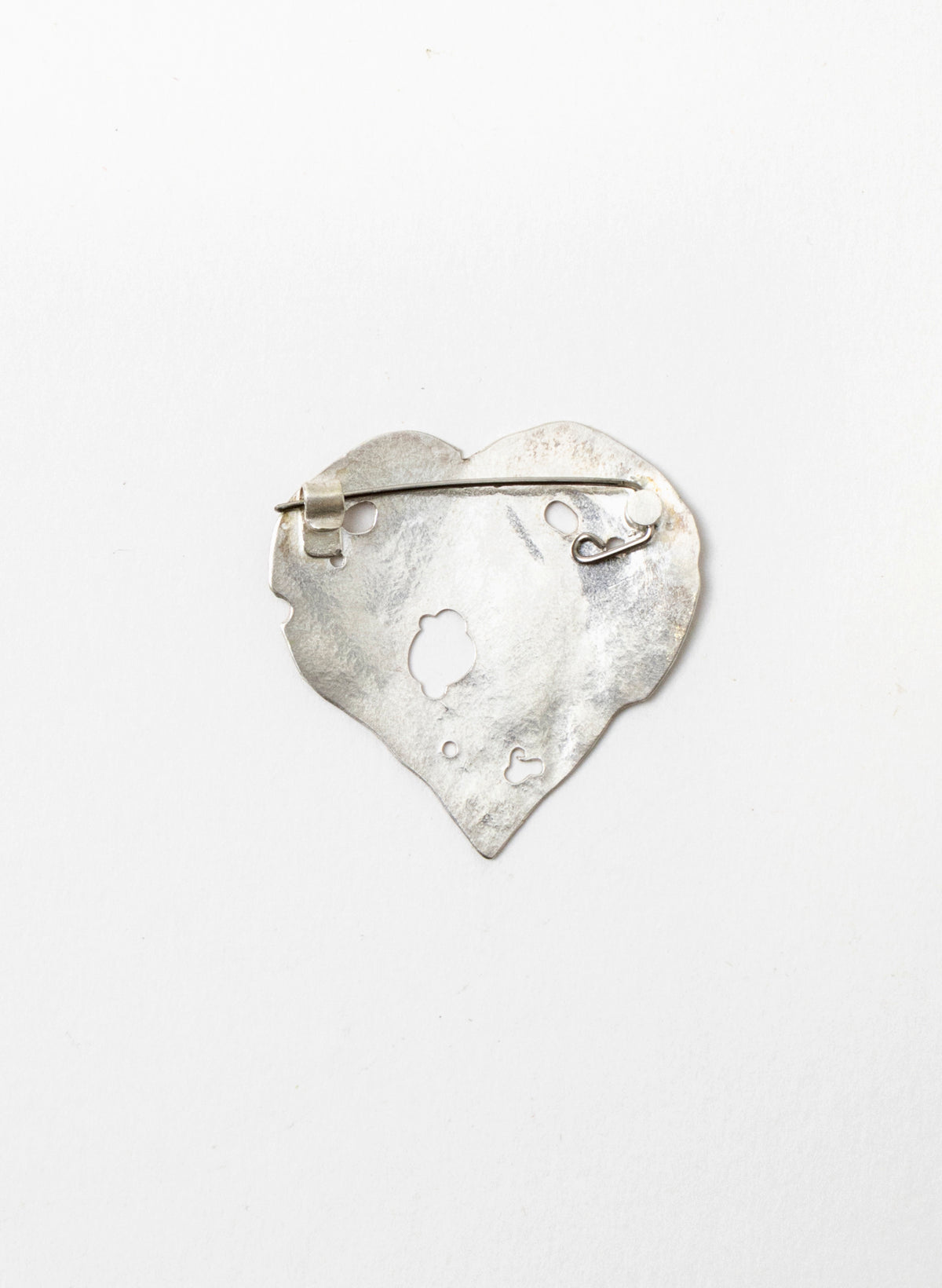Kawakawa brooch