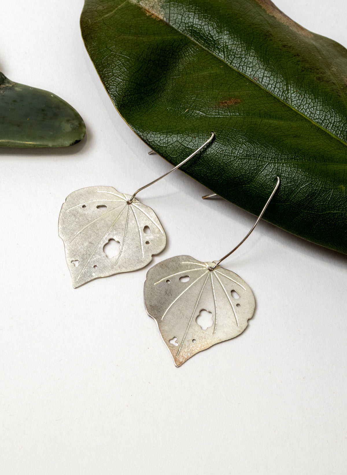 Kawakawa - Large Long Dangles Wide