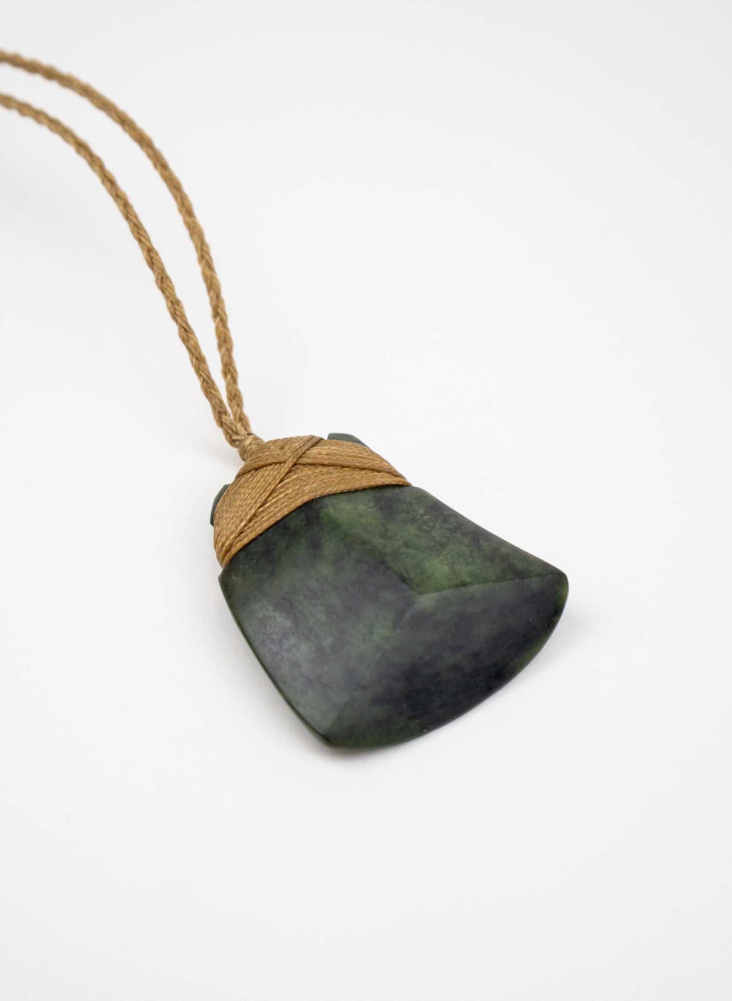 Bound Pounamu Toki
