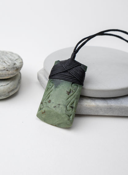 Toki Engraved Arahura Pounamu