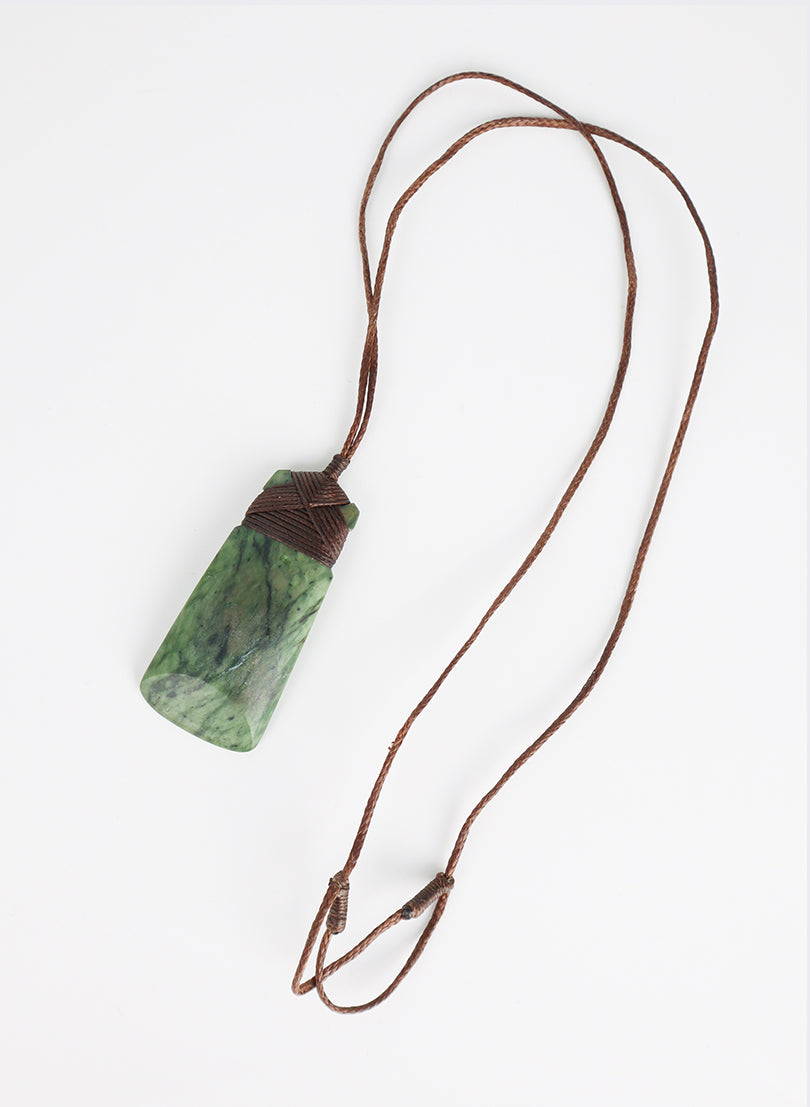 Bound Pounamu Toki