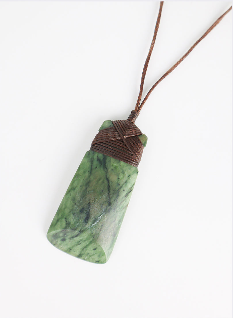 Bound Pounamu Toki