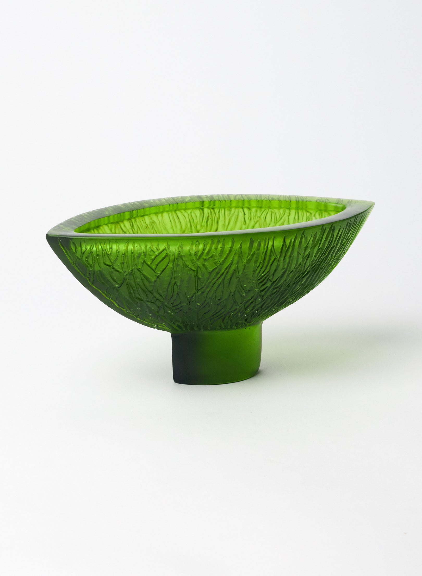Lead Crystal Olive - Carved Bowl Series