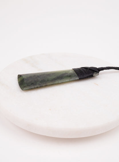 Bound Pounamu Toki