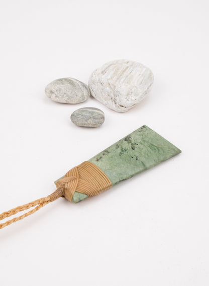Bound Pounamu Toki