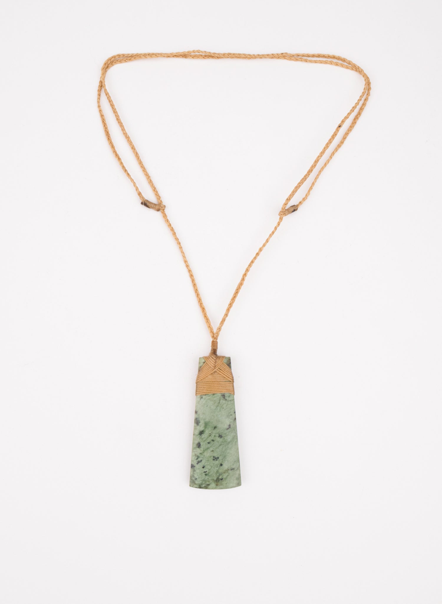 Bound Pounamu Toki