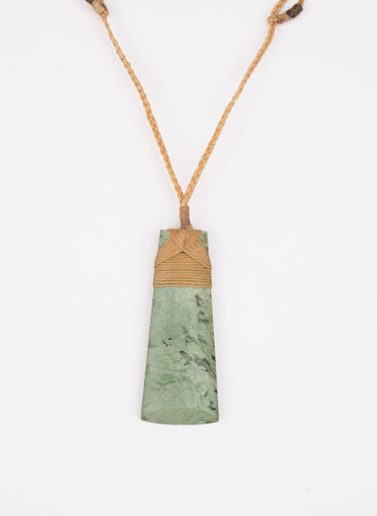 Bound Pounamu Toki