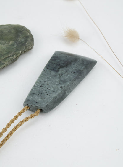 Pounamu Toki 