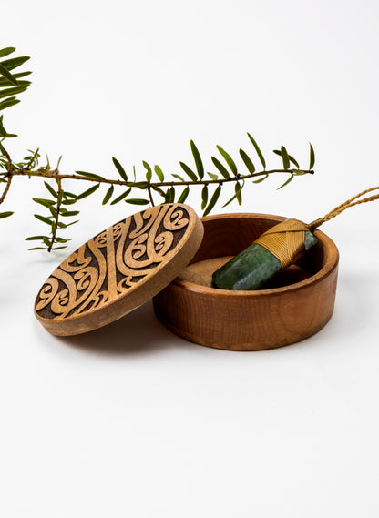 Papa Huia Mangapare Box