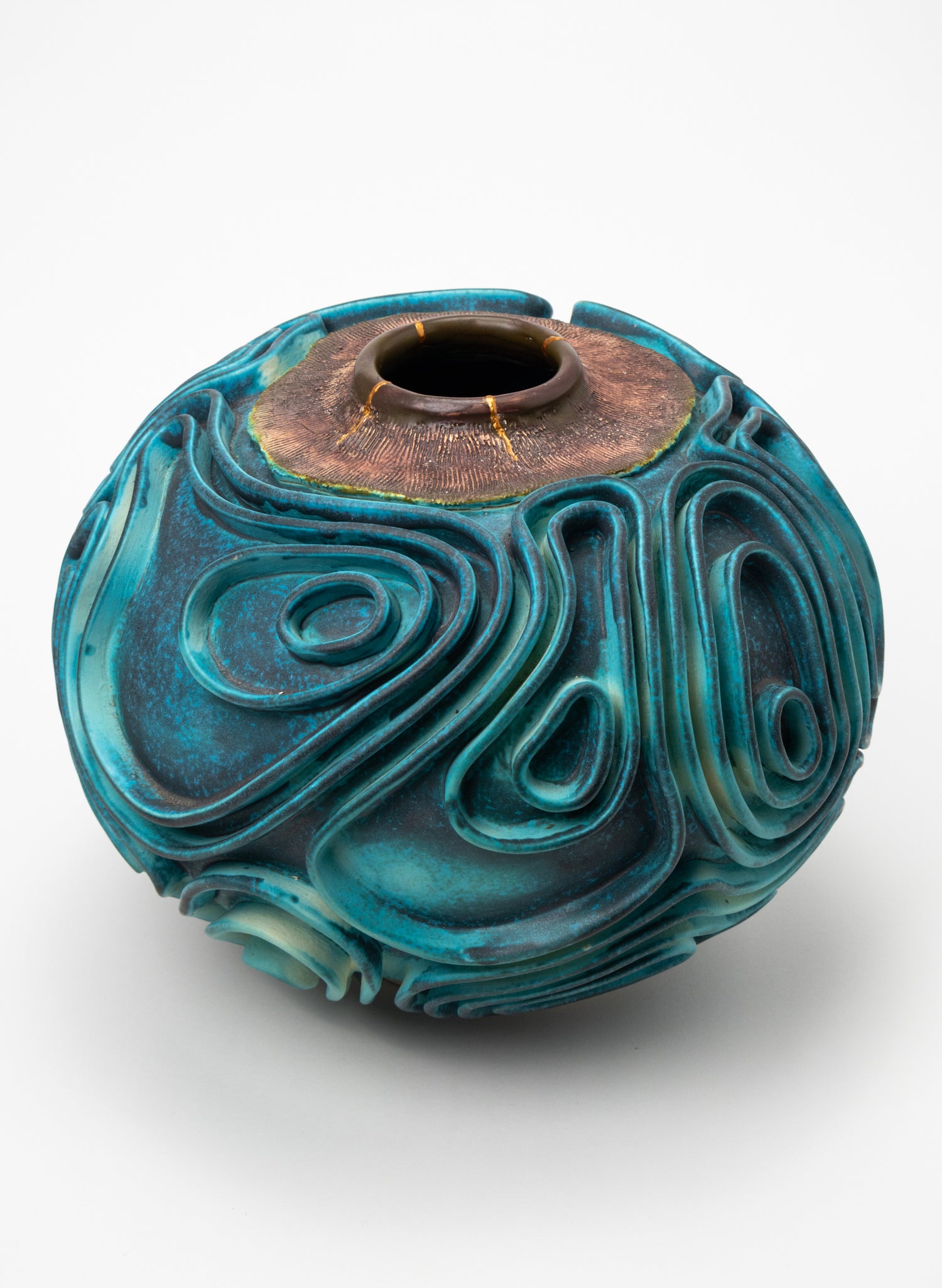 Isobar Series Vase with Gold