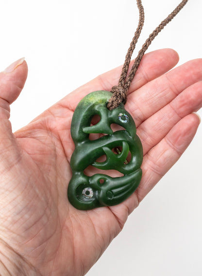 Manaia Pendant - Kawakawa Stone