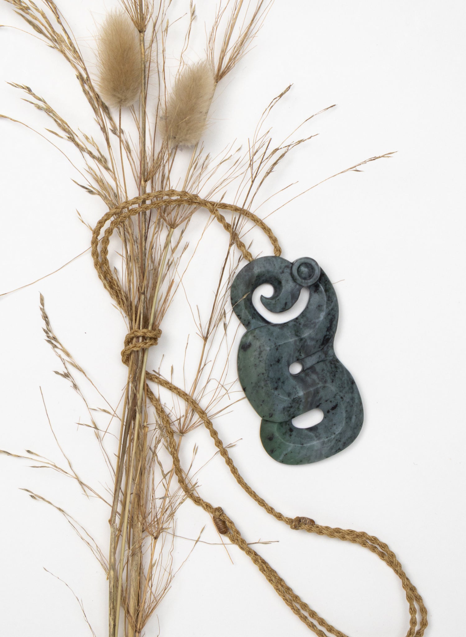 Pounamu Manaia