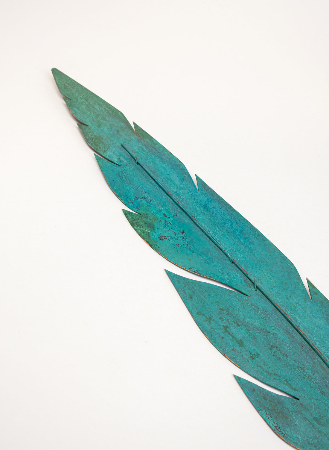 Large Straight Leaf