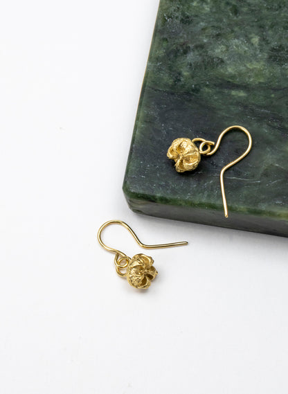Manuka Hook Earrings - Gold