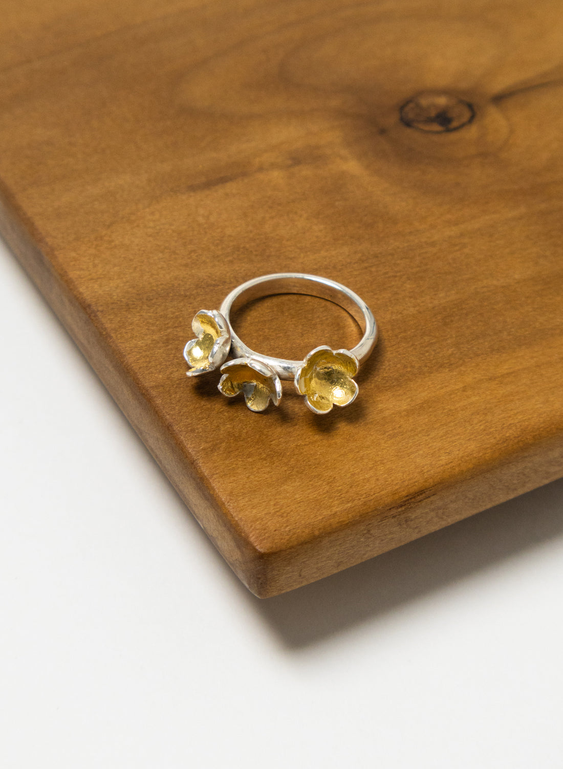 Buttercup Three Ring