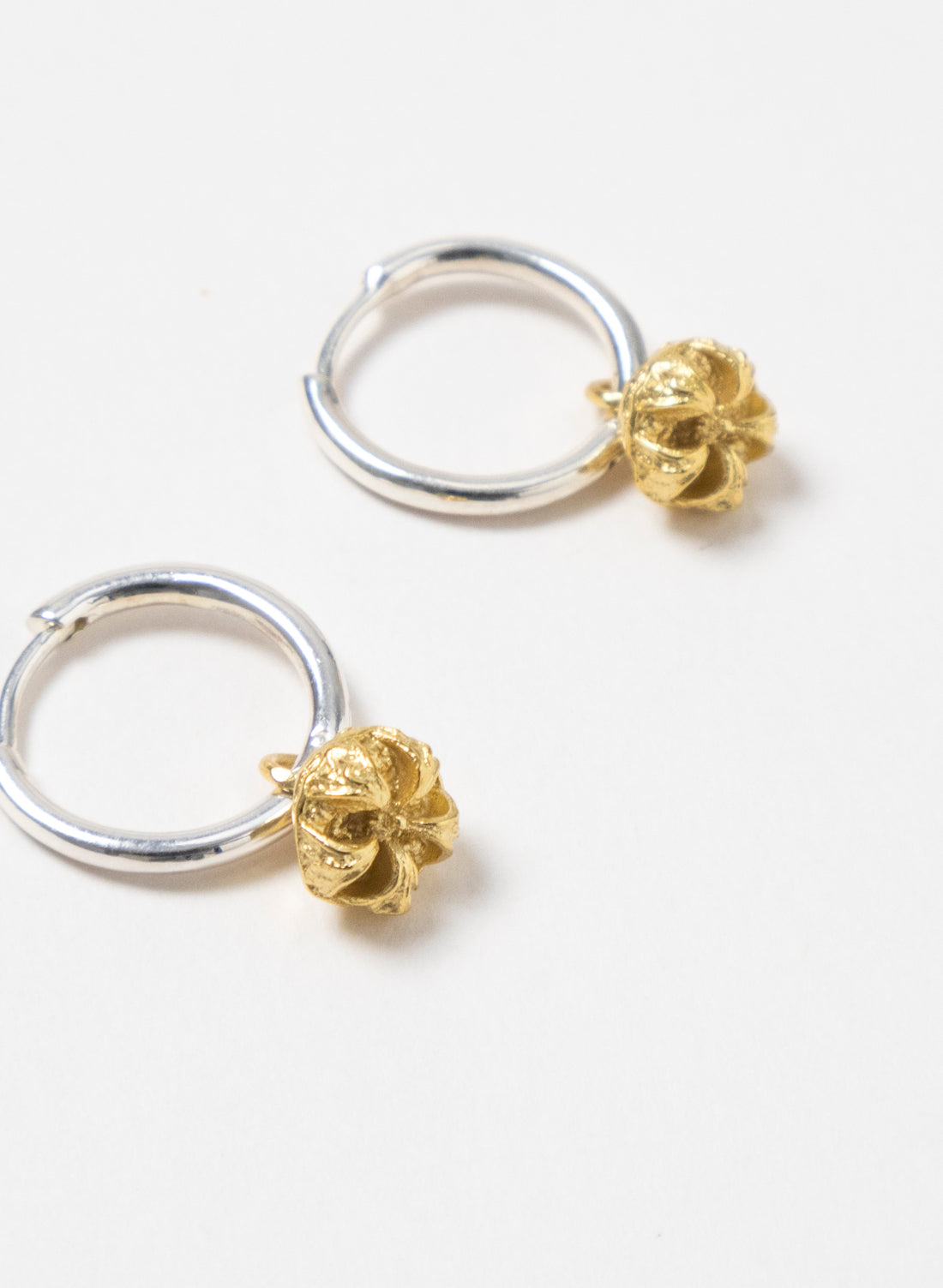 Mānuka Seed Earrings - Gold and Silver Hoops