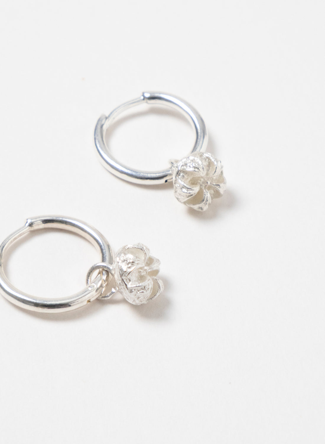 Mānuka Seed Earrings - Silver
