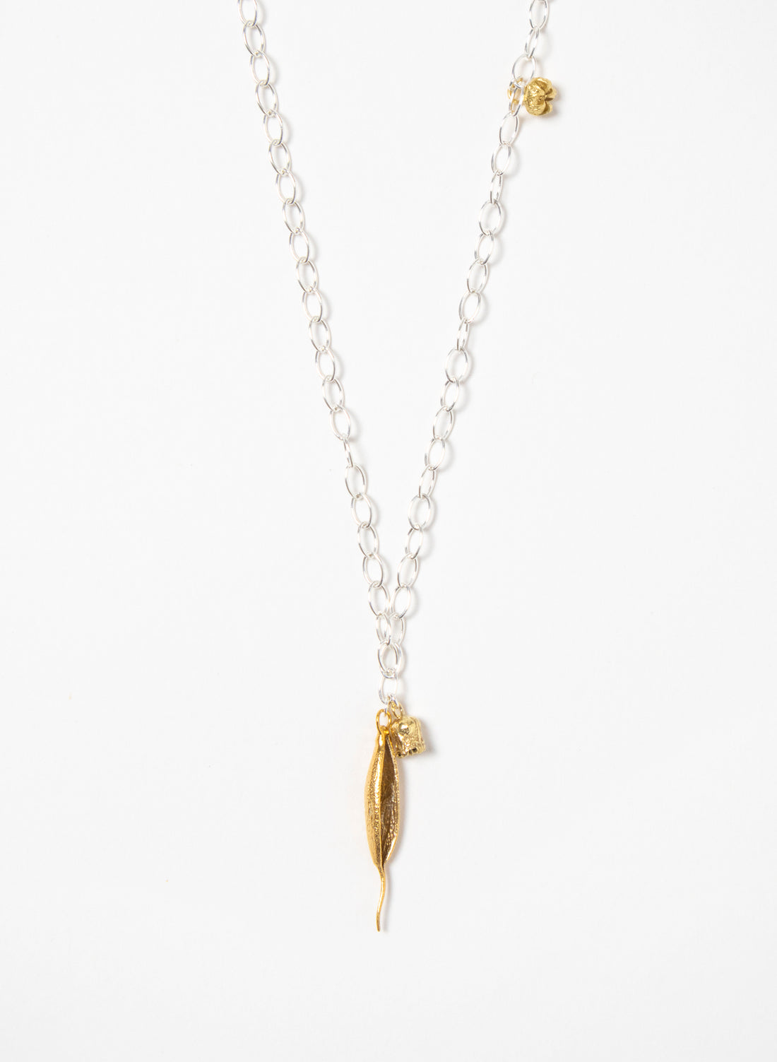 Rewarewa, Mānuka &amp; Rātā Necklace - Gold
