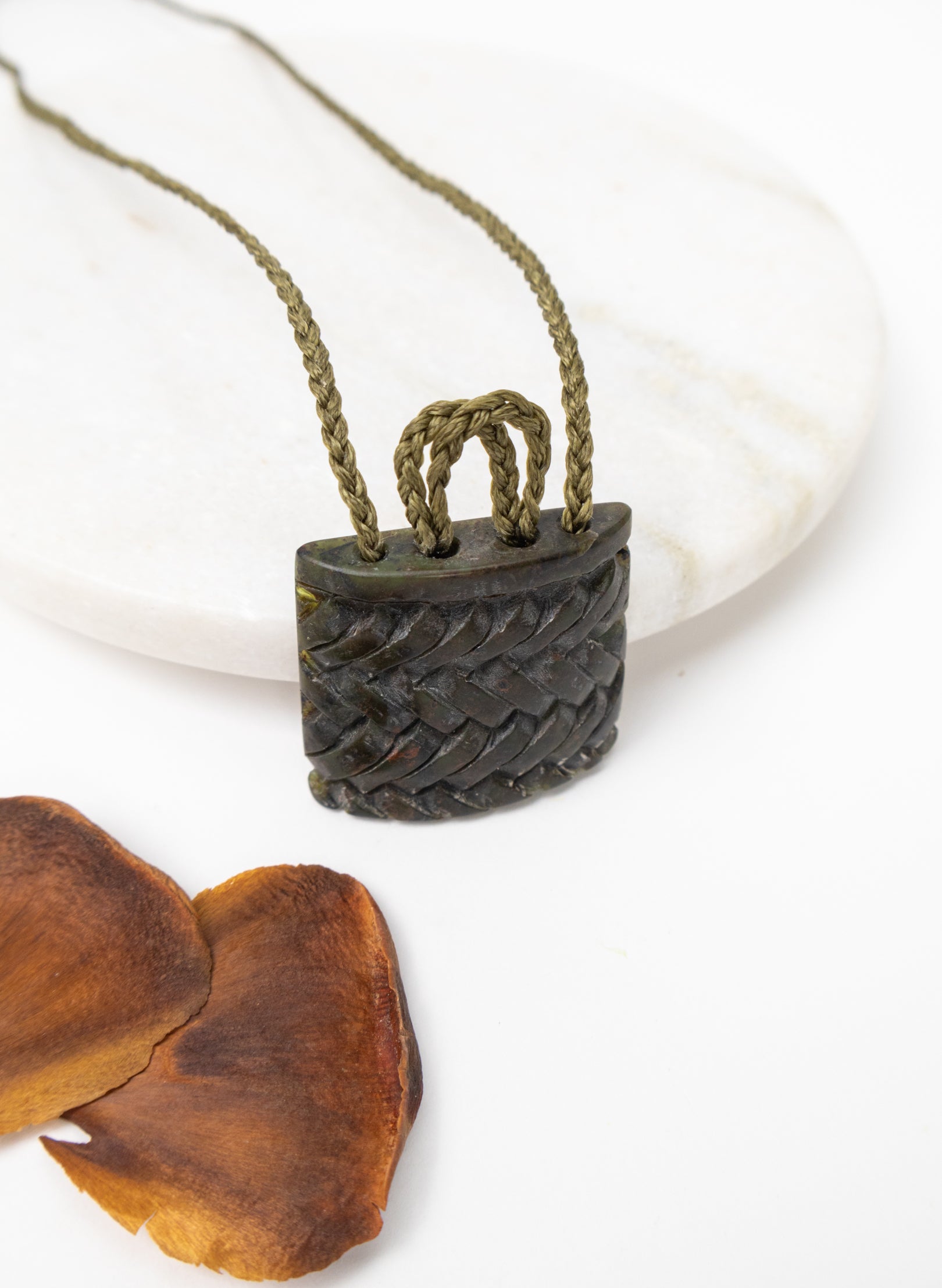 Pounamu Kete Pendant