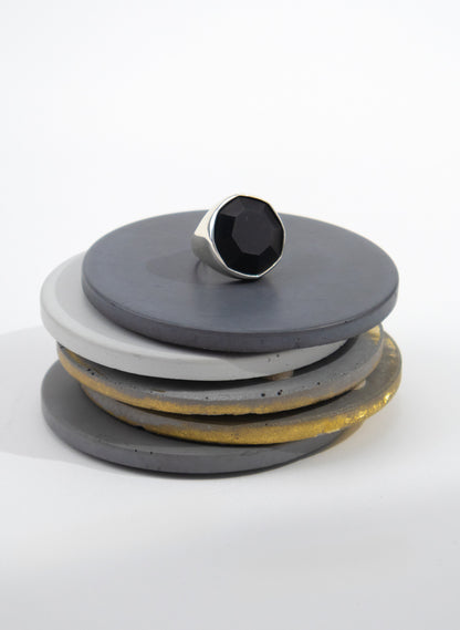 Kaeo Obsidian Ring