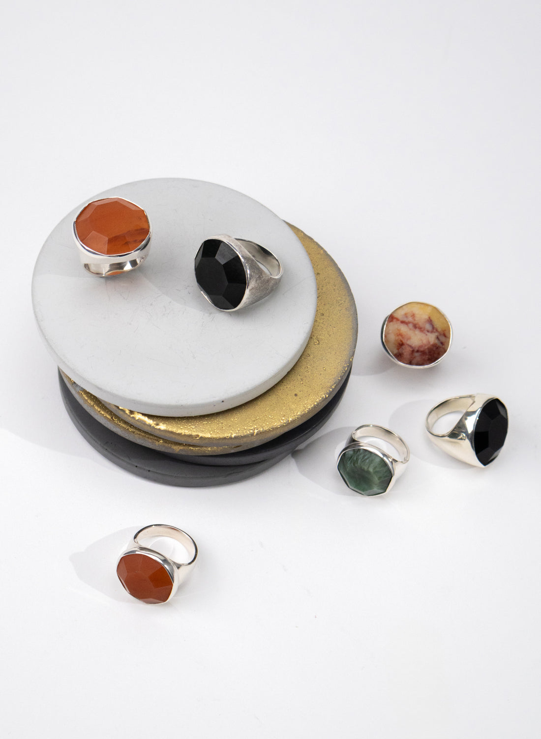 Kaeo Obsidian Ring
