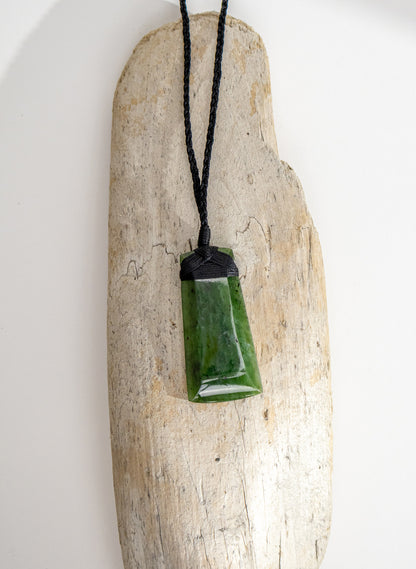 Pounamu Toki