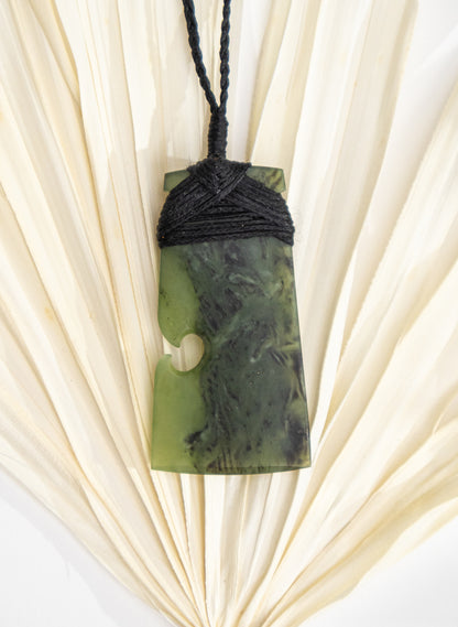 Bound Pounamu Toki