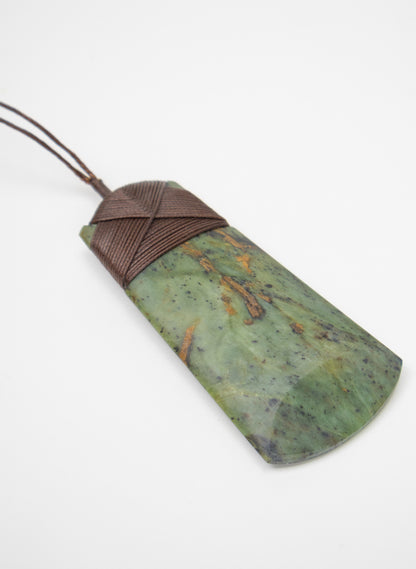 Crossover Pounamu Toki