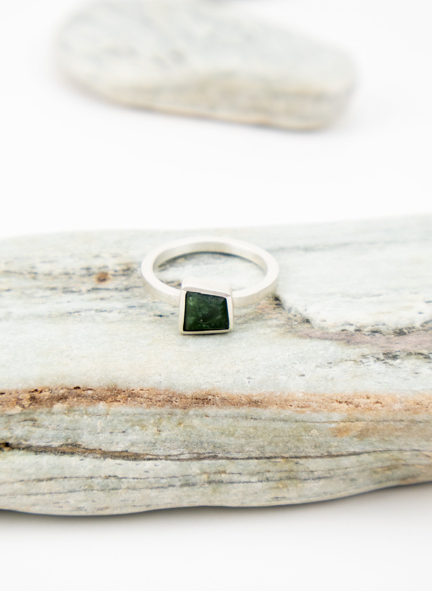 Geometric Pounamu Ring