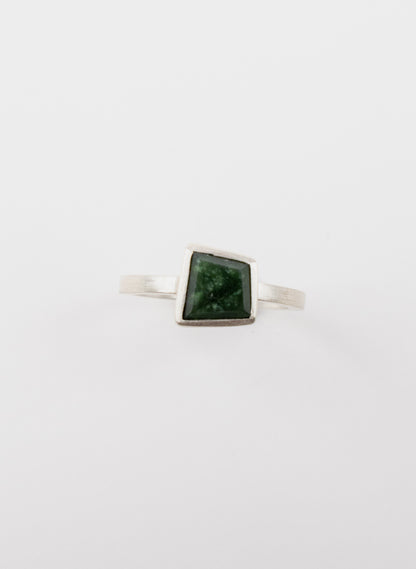 Geometric Pounamu Ring