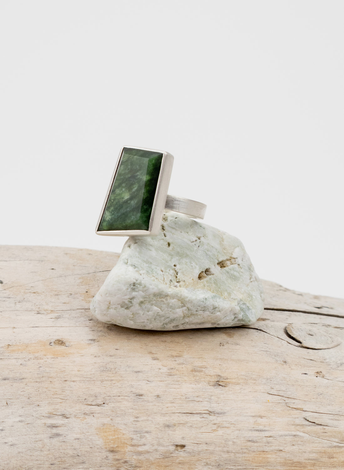 Geometric Pounamu Ring - Large
