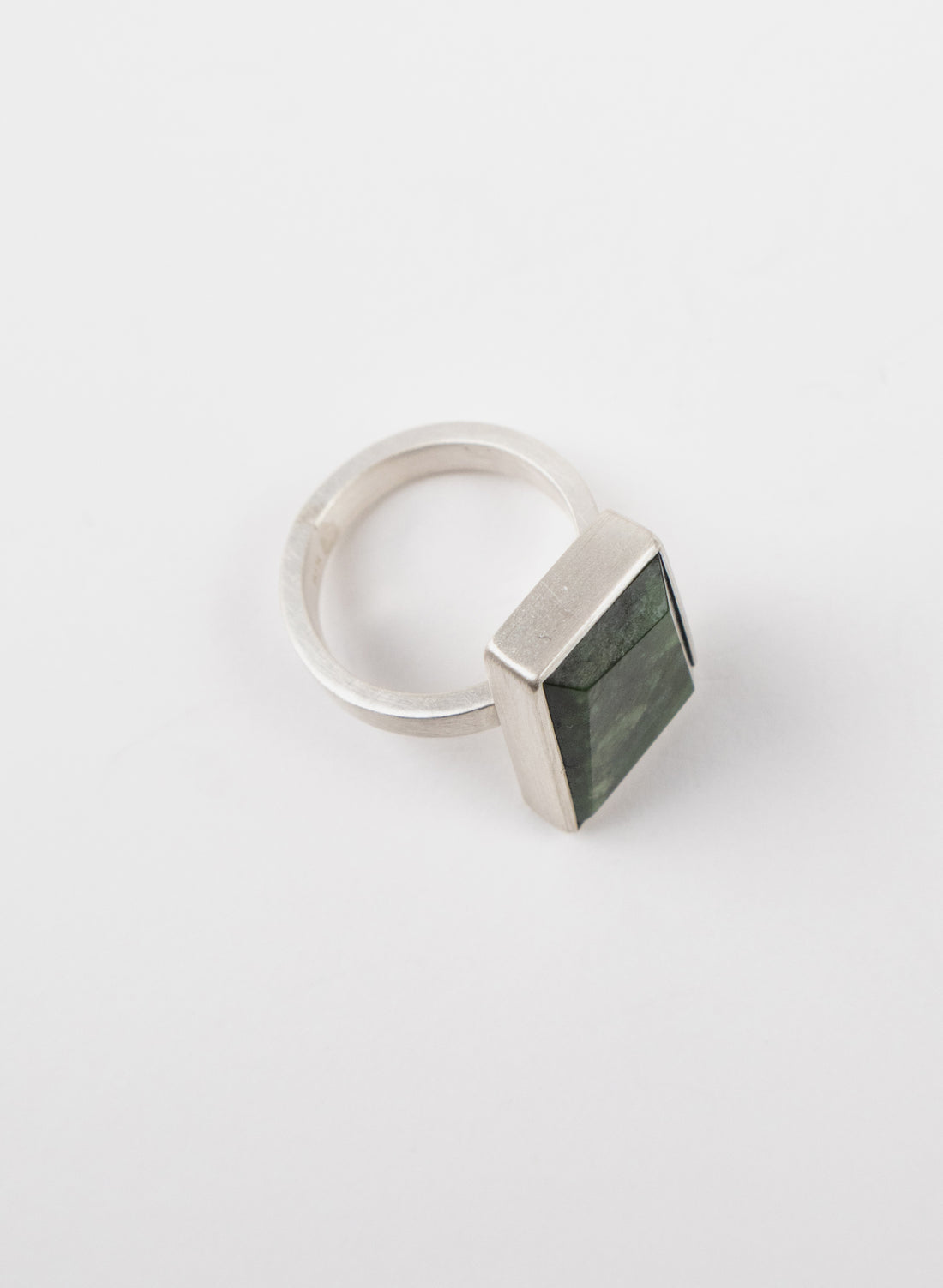 Geometric Pounamu Ring - Large