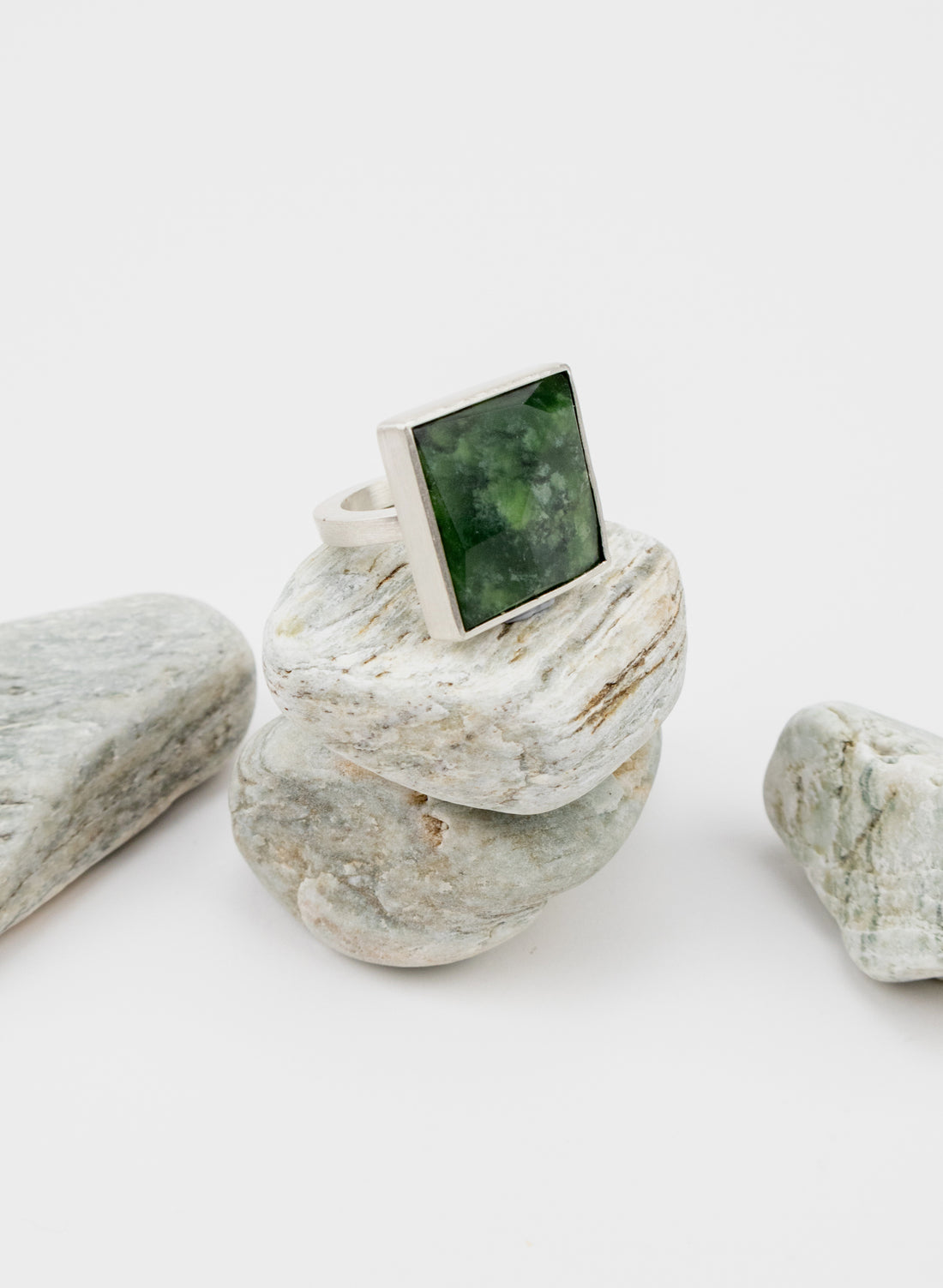 Geometric Pounamu Ring - Large
