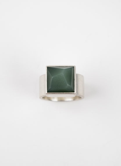Siberia Nephrite Jade Ring