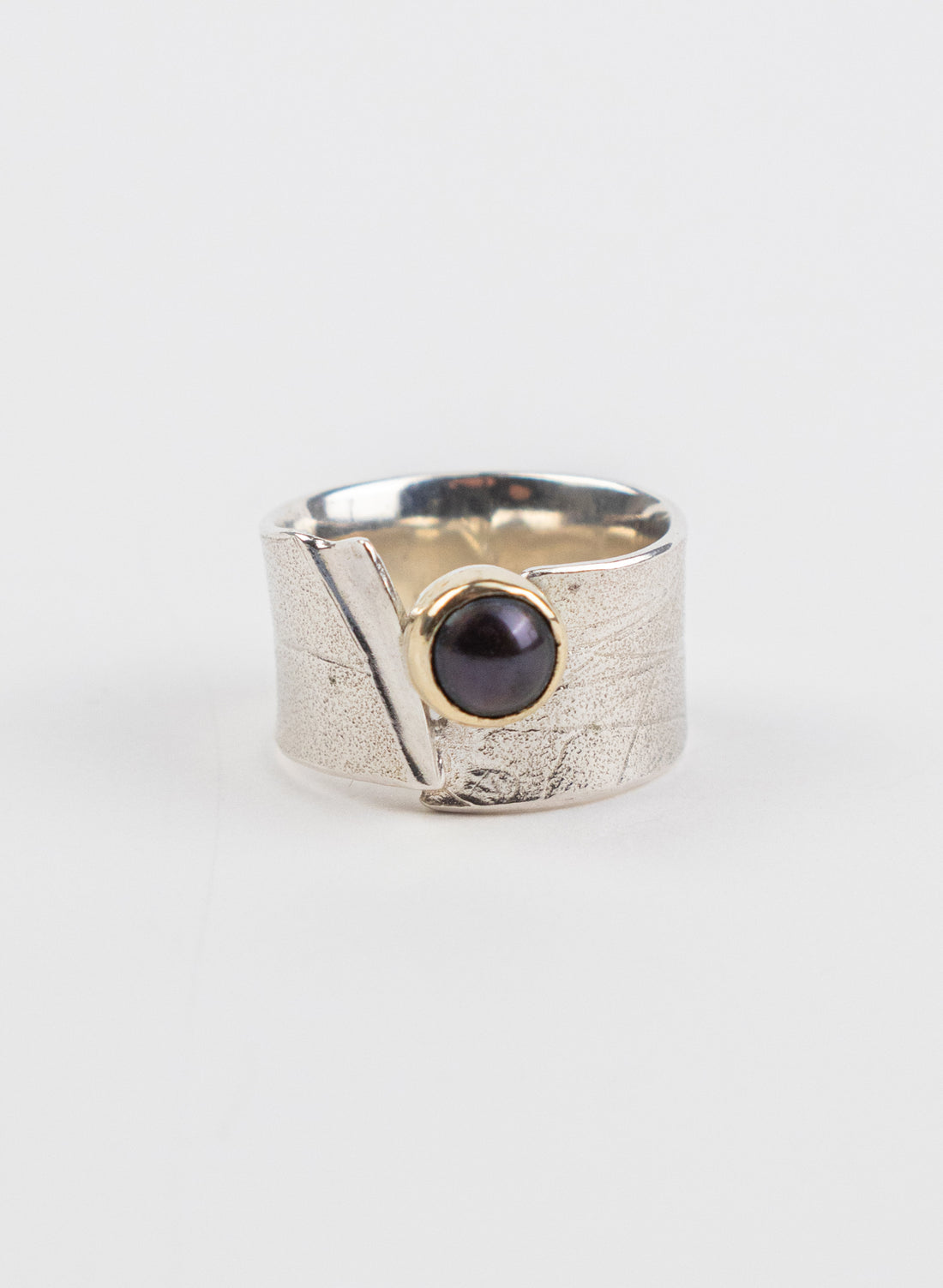 Black Pearl Kimono Ring