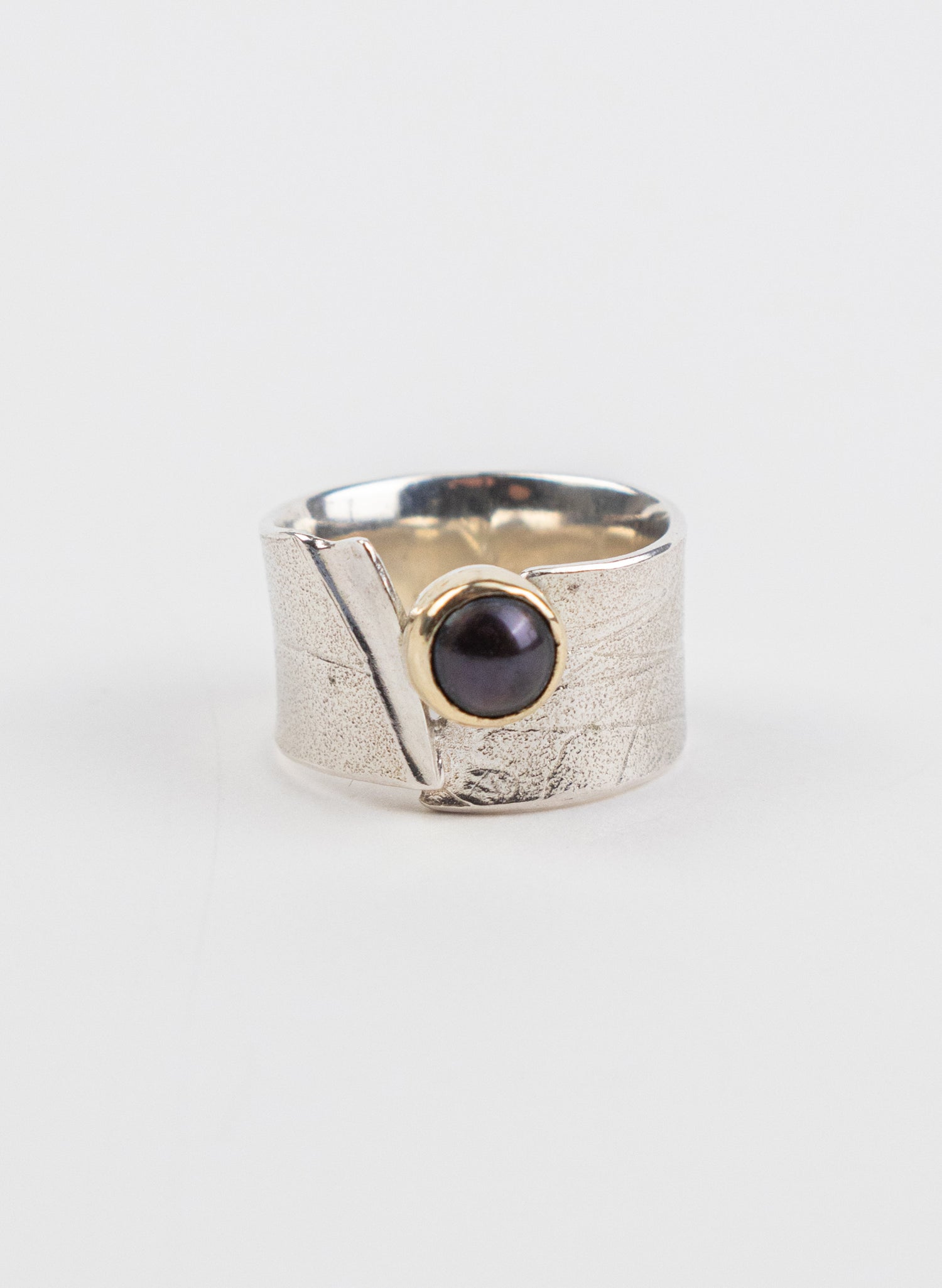 Black Pearl Kimono Ring