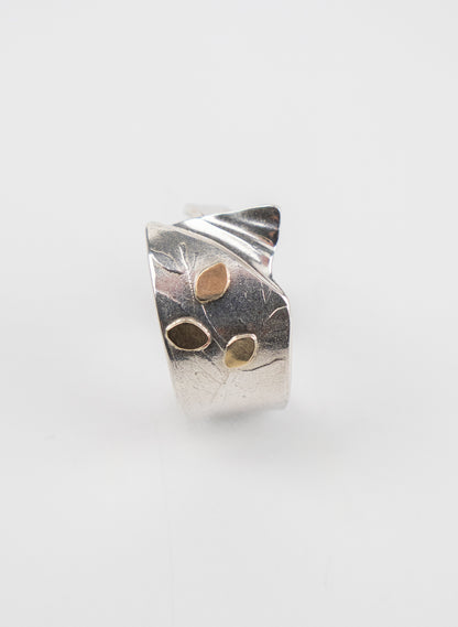 Kimono Leaf Ring