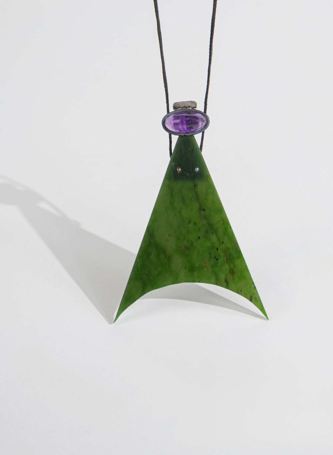 NZ Pounamu Necklace - Amethyst &amp; Titanium