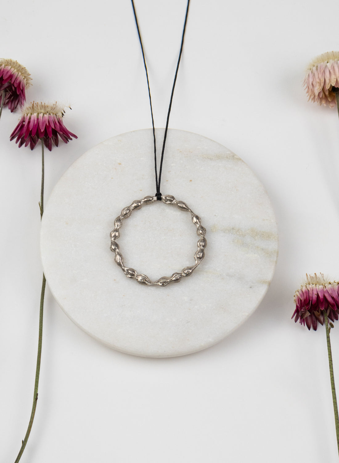 Kōwhai Seed Pod Pendant - Silver