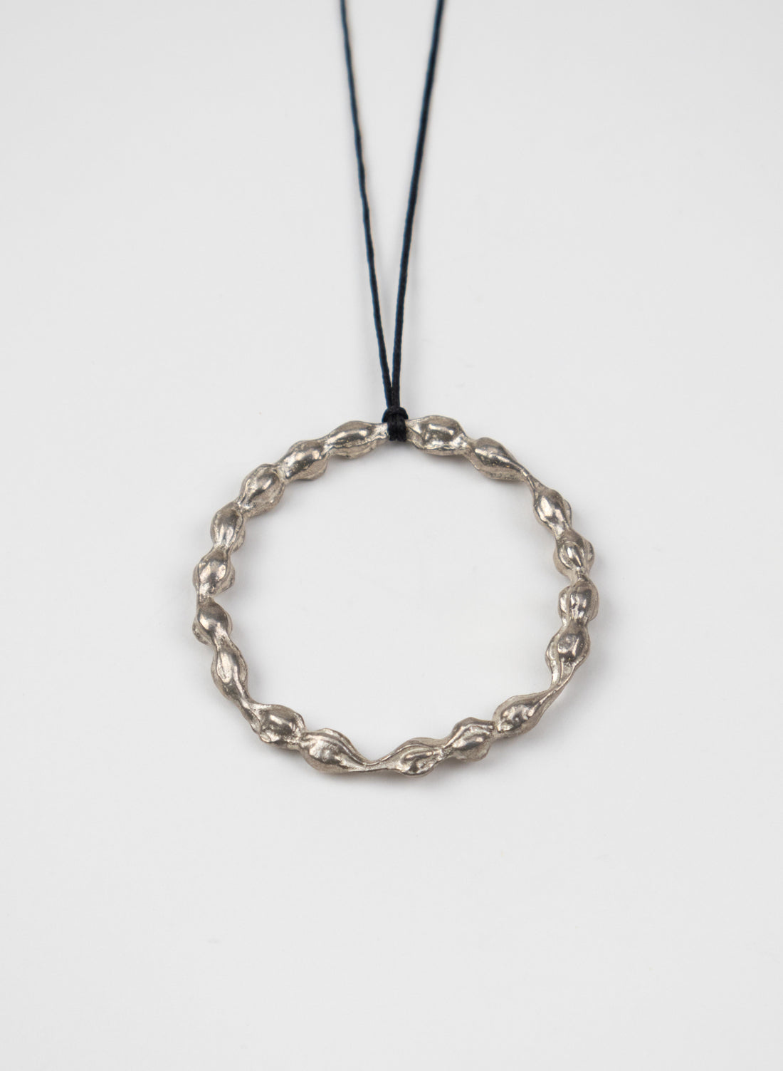 Kōwhai Seed Pod Pendant - Silver