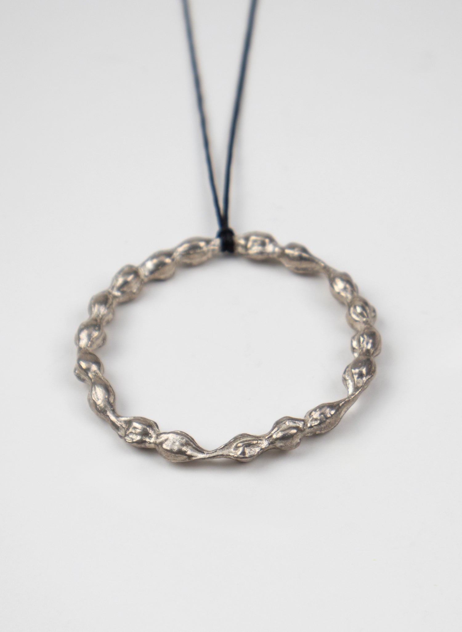 Kōwhai Seed Pod Pendant - Silver