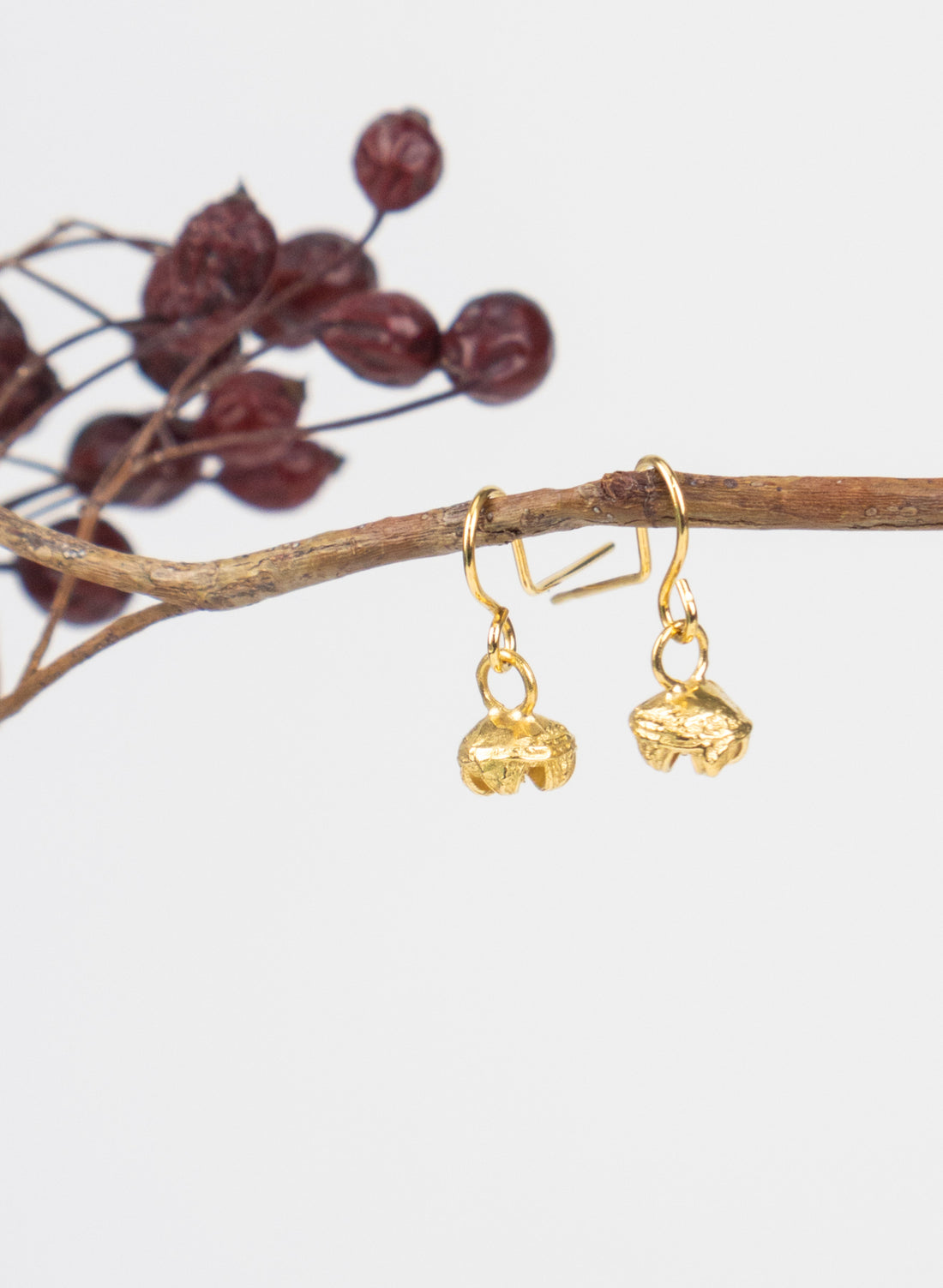 Manuka Hook Earrings - Gold