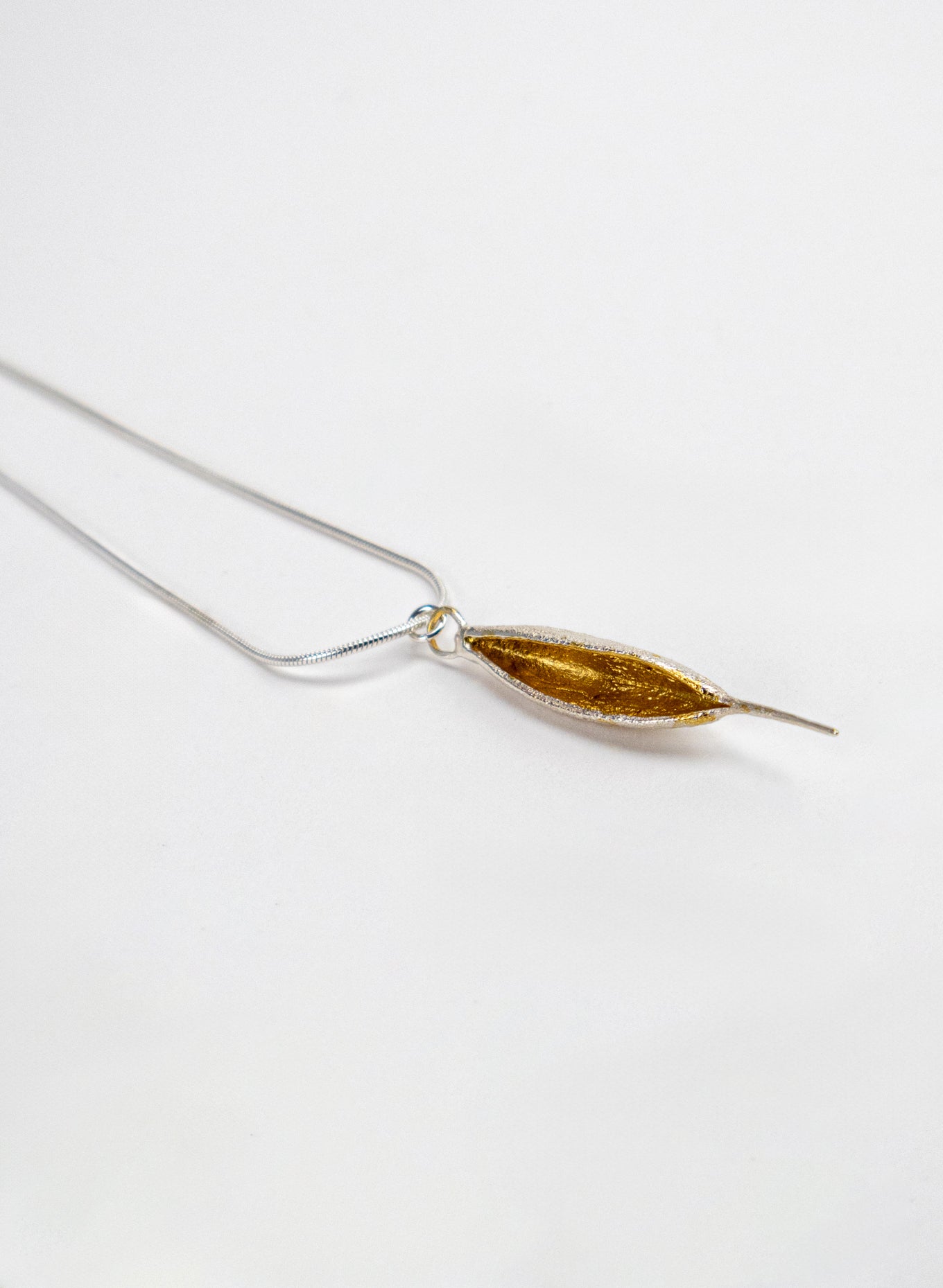 Rewarewa Snake Chain - Sterling Silver &amp; Gold Plating