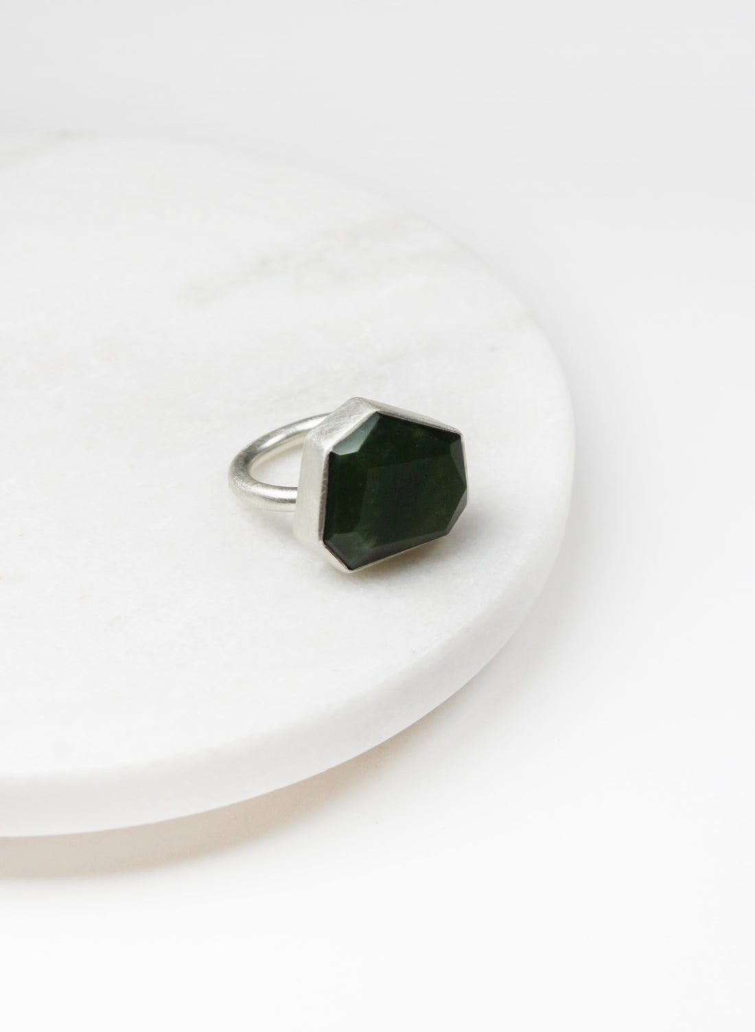 Large Geometric Pounamu Facetted Ring